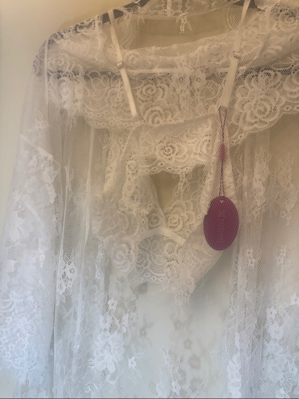 White Lace Sheer Robe and Bralette Set - Picture 8 of 10